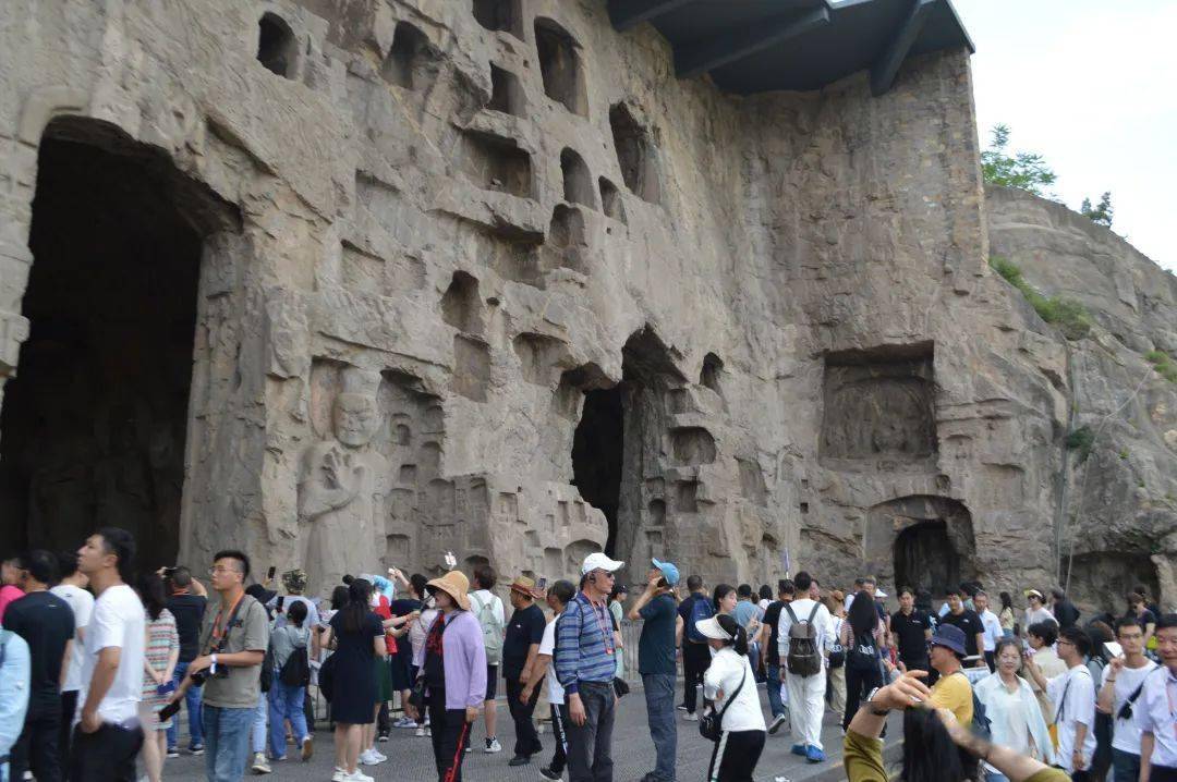 茅台空瓶日租80元，一种新兴的酒文化现象