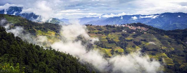 记者探访走红的云南哀牢山